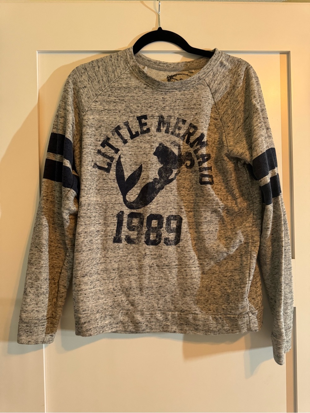 Gray 'Little Mermaid 1989' Graphic Sweatshirt